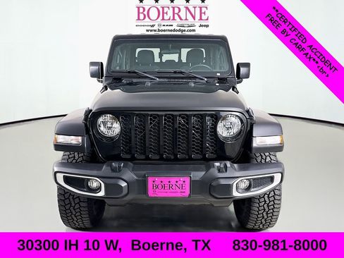 Used 2021 Jeep Gladiator Sport image 2