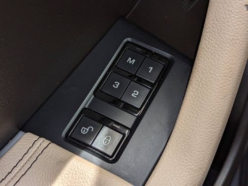 Used 2018 Jaguar F-PACE Prestige AWD/4WD image 27
