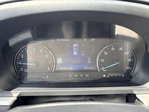Used 2020 Ford Explorer XLT w/ Equipment Group 202A AWD/4WD image 17