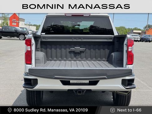 Used 2020 Chevrolet Silverado 1500 Custom w/ Custom Value Package image 6