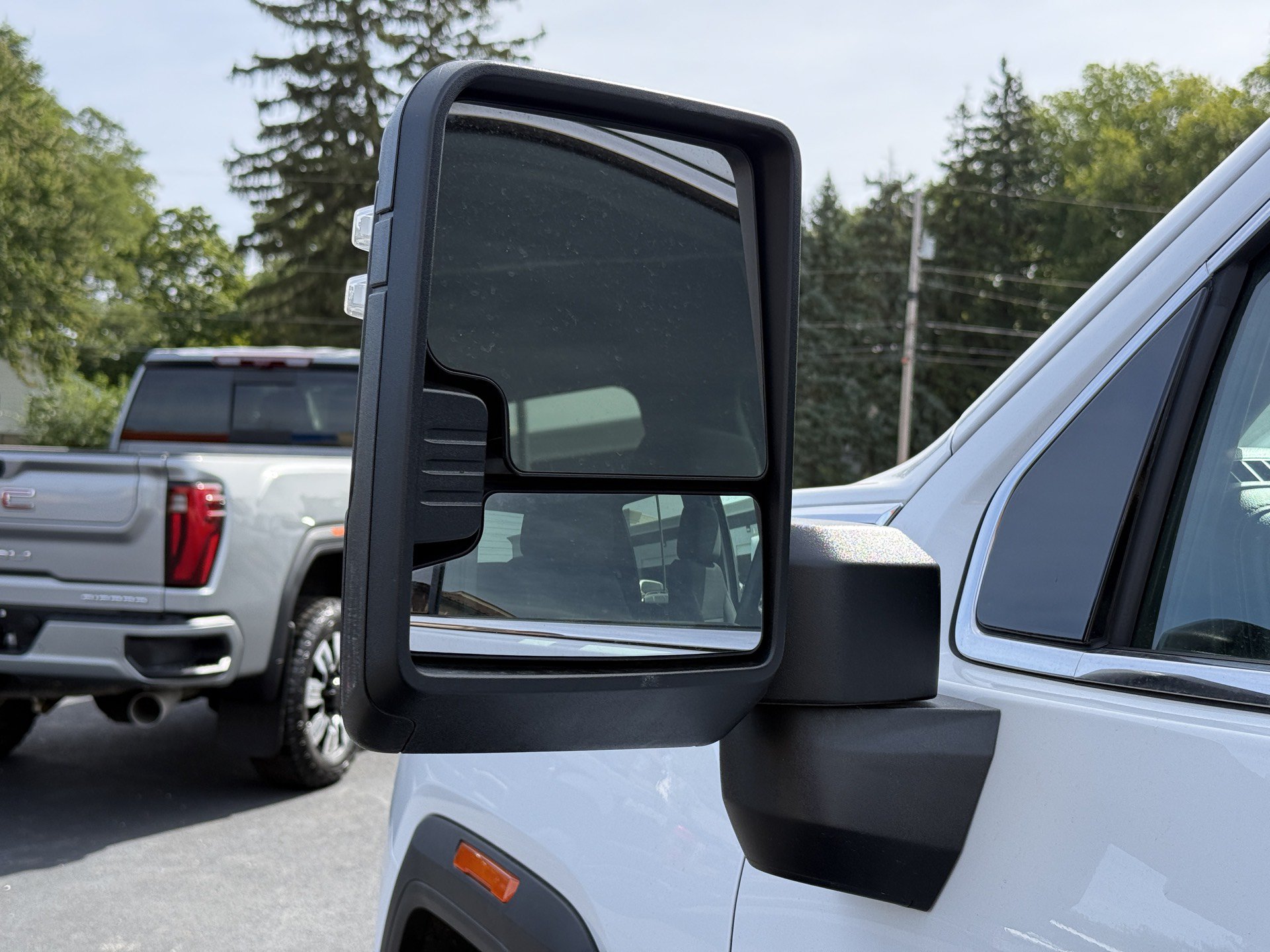 Used 2022 GMC Sierra 2500 SLE w/ SLE Convenience Package AWD/4WD image 33