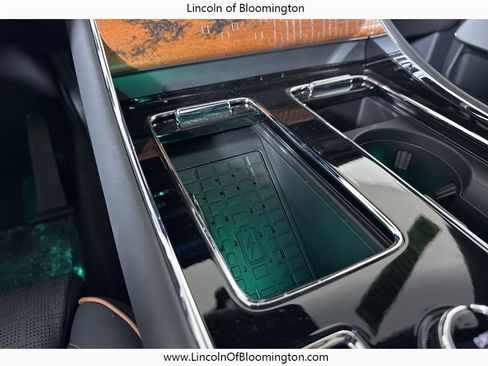 New 2025 Lincoln Aviator Black Label image 43