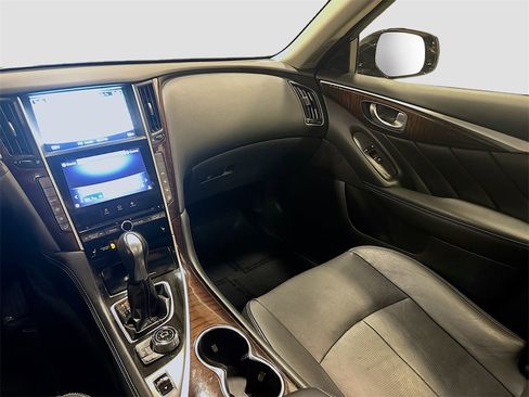 Used 2014 INFINITI Q50 Premium w/ Technology Package image 30