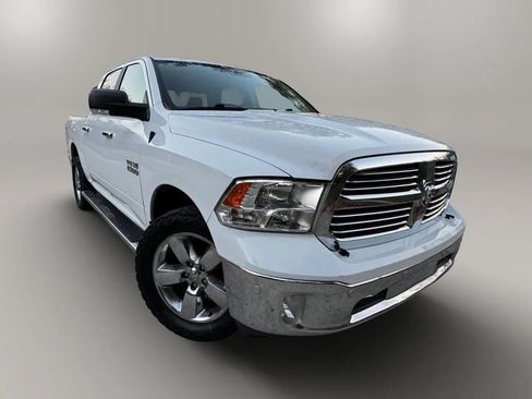 Used 2018 RAM 1500 Big Horn AWD/4WD image 3