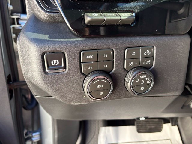 Used 2026 Chevrolet Silverado 2500 ZR2 w/ LPO, Dark Essentials Package AWD/4WD image 22