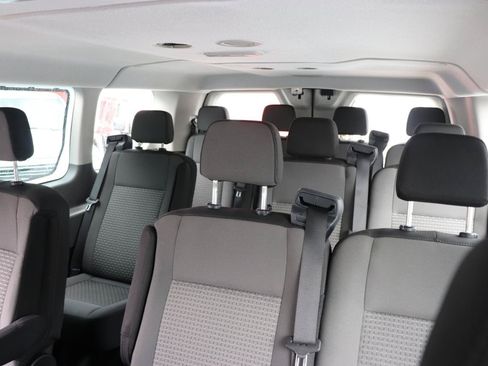 Used 2024 Ford Transit 350 XLT RWD image 17