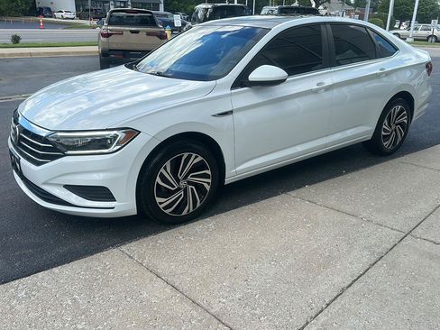Used 2020 Volkswagen Jetta SEL FWD image 6