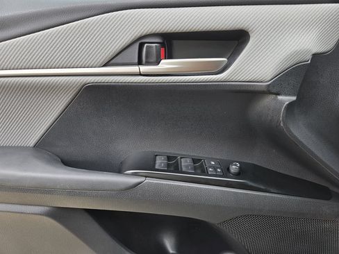 Used 2025 Toyota Camry SE w/ Convenience Package FWD image 25