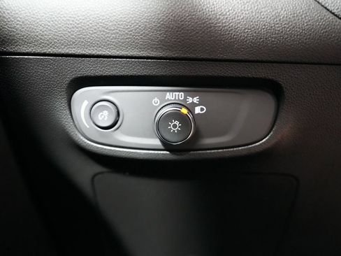 Used 2024 Buick Encore GX Preferred AWD/4WD image 21