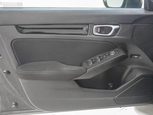 Used 2022 Honda Civic EX image 17