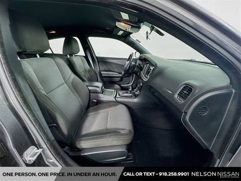 Used 2020 Dodge Charger SXT image 25