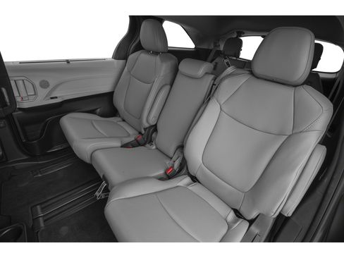 New 2026 Toyota Sienna XLE FWD image 31