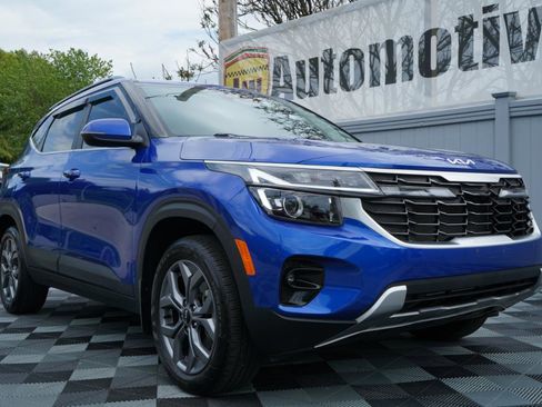 Used 2024 Kia Seltos S AWD/4WD image 88