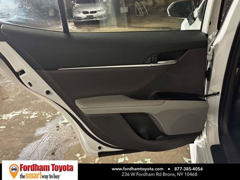 Used 2019 Toyota Camry XSE w/ Carpet Mat Package FWD image 11
