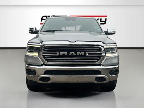 Used 2022 RAM 1500 Laramie AWD/4WD image 2