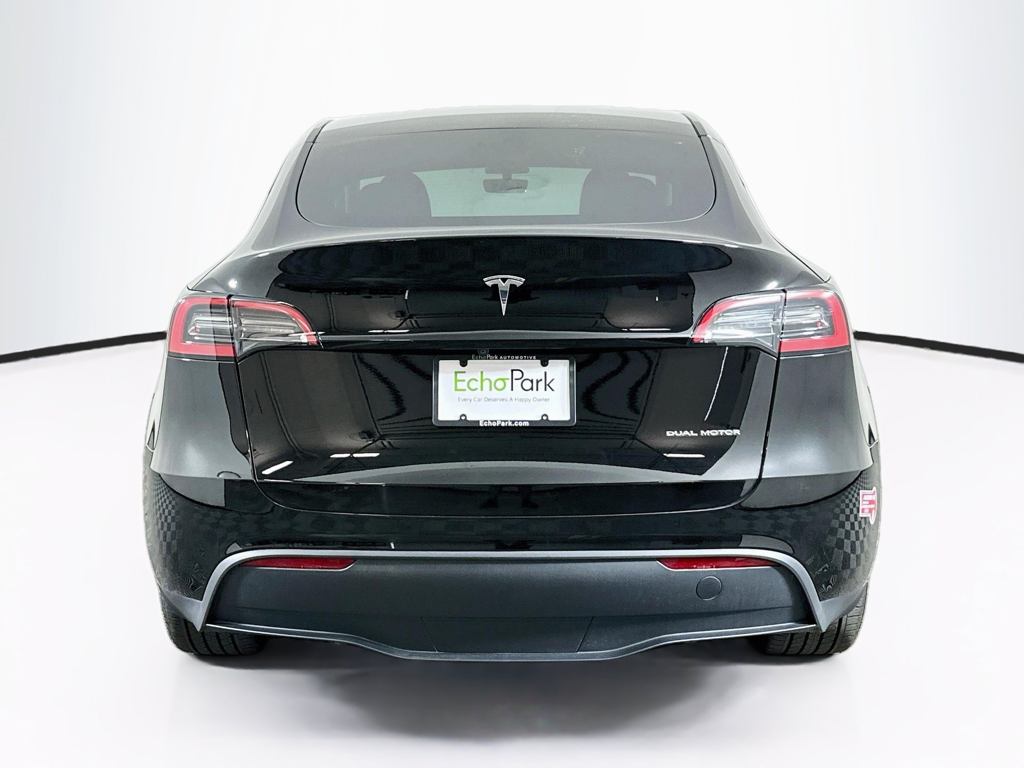 Used 2023 Tesla Model Y AWD image 7
