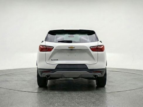 Used 2025 Chevrolet Blazer LT FWD image 7