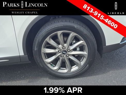 Used 2022 Lincoln Corsair FWD w/ Premium Package image 34