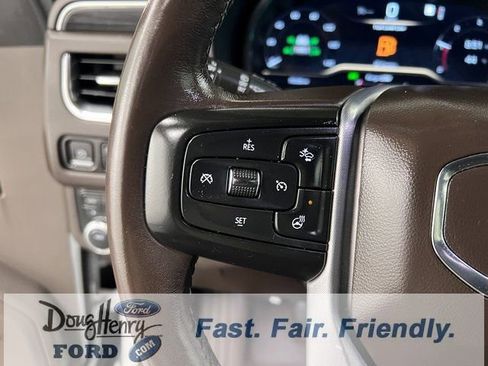 Used 2022 GMC Yukon SLT w/ SLT Premium Package image 55