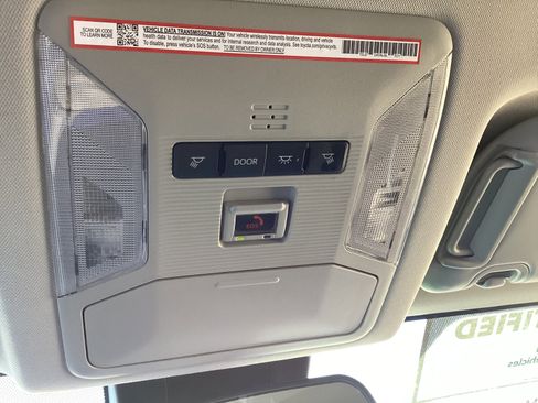 Certified 2025 Toyota RAV4 XLE image 33