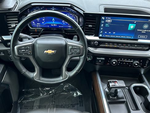 Used 2024 Chevrolet Silverado 1500 High Country w/ High Country Premium Package image 16