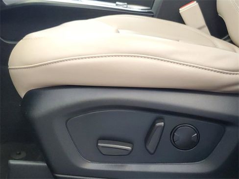 Used 2023 Ford Explorer XLT w/ Equipment Group 202A image 16