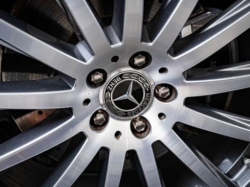 Certified 2024 Mercedes-Benz GLS 580 4MATIC image 8