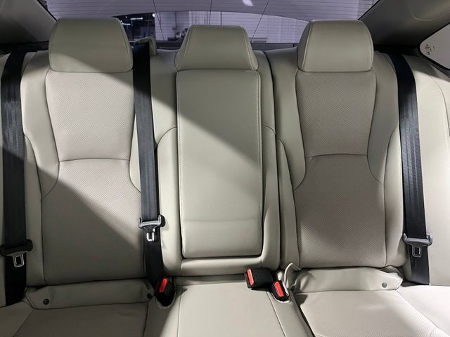 Used 2024 Honda Accord Touring image 13