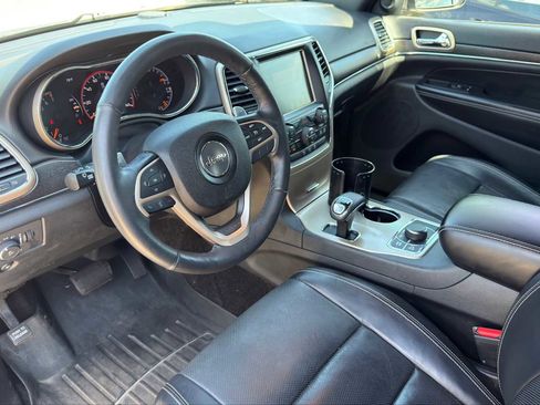 Used 2015 Jeep Grand Cherokee Limited w/ Luxury Group II AWD/4WD image 11