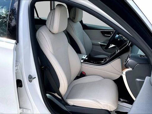 Certified 2023 Mercedes-Benz C 300 4MATIC Sedan image 32