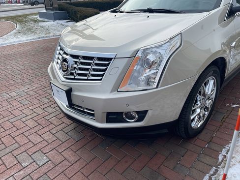 Used 2014 Cadillac SRX Performance w/ Driver Awareness Package image 2