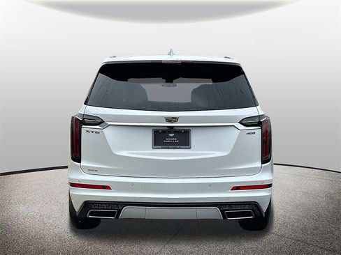 New 2025 Cadillac XT6 Sport w/ Platinum Package image 3