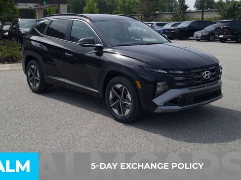 Certified 2025 Hyundai Tucson SEL image 3