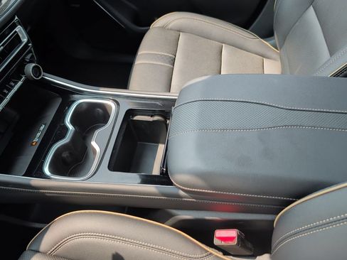 Used 2026 Chevrolet Traverse High Country w/ LPO, Floor Liner Package AWD/4WD image 25