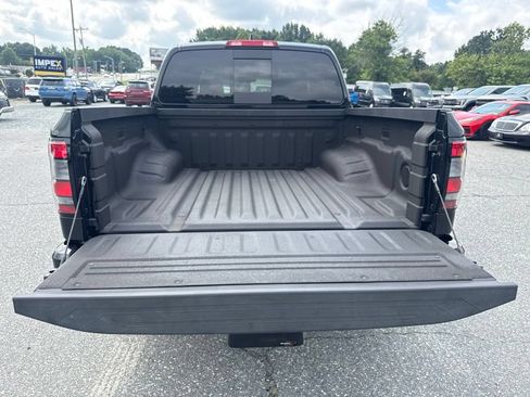Used 2024 Nissan Frontier Pro-X RWD image 23