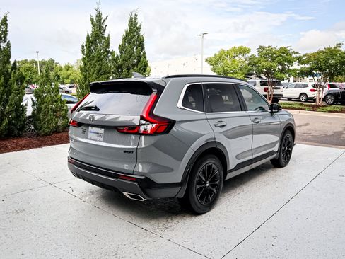 Used 2025 Honda CR-V Sport-L image 11