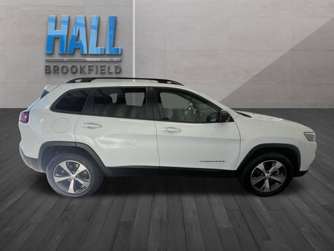 Used 2022 Jeep Cherokee Limited image 6