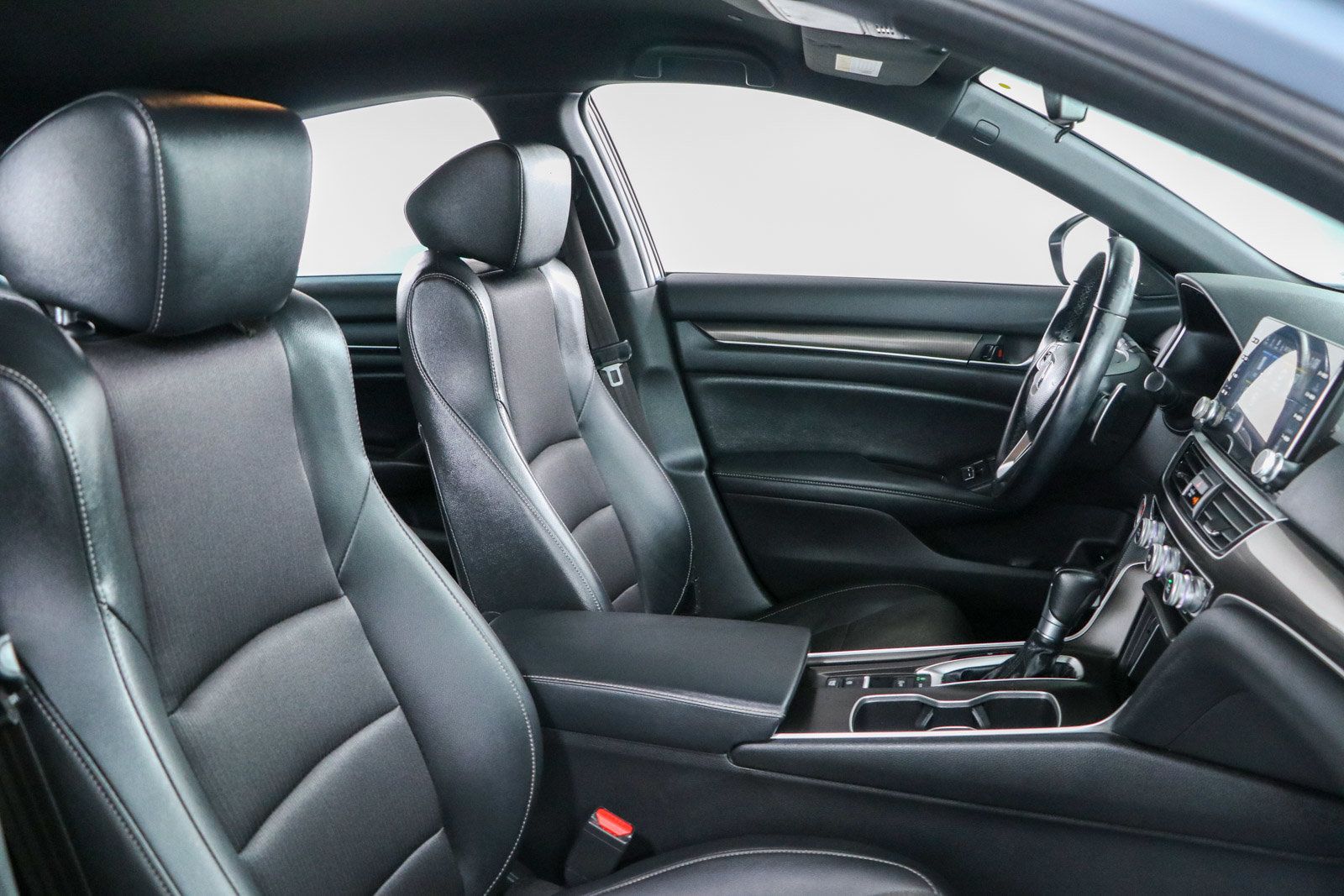 Used 2022 Honda Accord Sport image 26