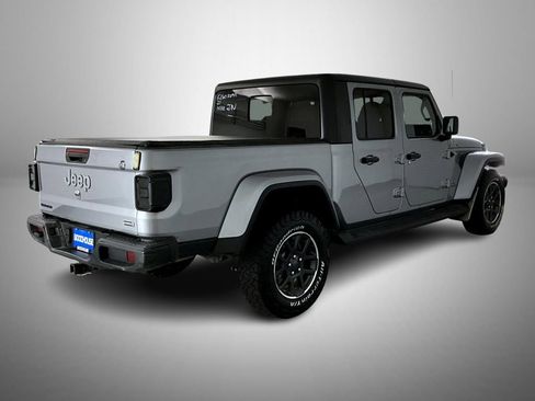 Used 2021 Jeep Gladiator Overland AWD/4WD image 5