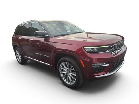 Used 2025 Jeep Grand Cherokee Summit AWD/4WD image 1