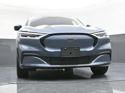 Used 2023 Ford Mustang Mach-E Premium image 23