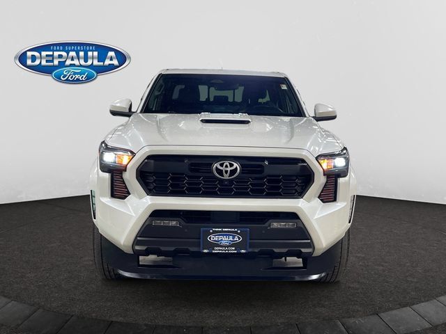 Used 2024 Toyota Tacoma TRD Sport w/ TRD Sport Premium Package AWD/4WD image 10