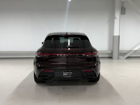 Certified 2026 Porsche Macan AWD/4WD image 9