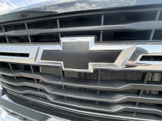 Used 2024 Chevrolet Silverado 2500 LT AWD/4WD image 34