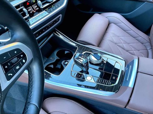 Used 2023 BMW X5 sDrive40i w/ Executive Package image 15