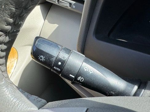 Used 2007 Toyota Camry XLE image 27