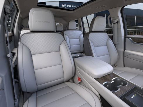 New 2026 GMC Acadia Denali w/ Super Cruise Package AWD/4WD image 45