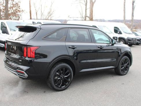 Used 2023 Kia Sorento SX image 8