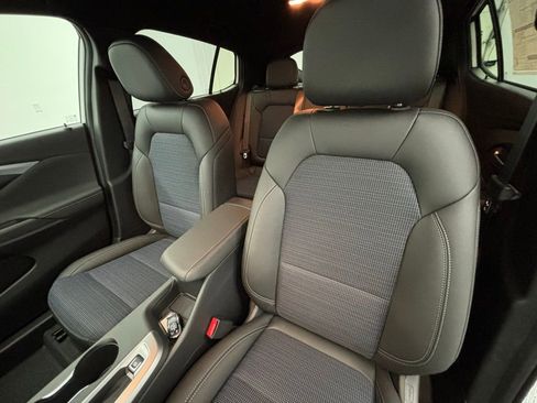 New 2026 Buick Envista Preferred image 16