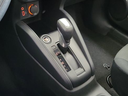 New 2025 Nissan Kicks Play S FWD image 28